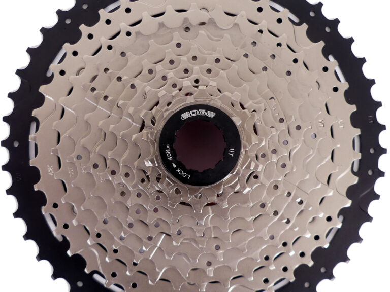 Cassette 11 speed Edge CS-M9011  11-42T - zilver/zwart