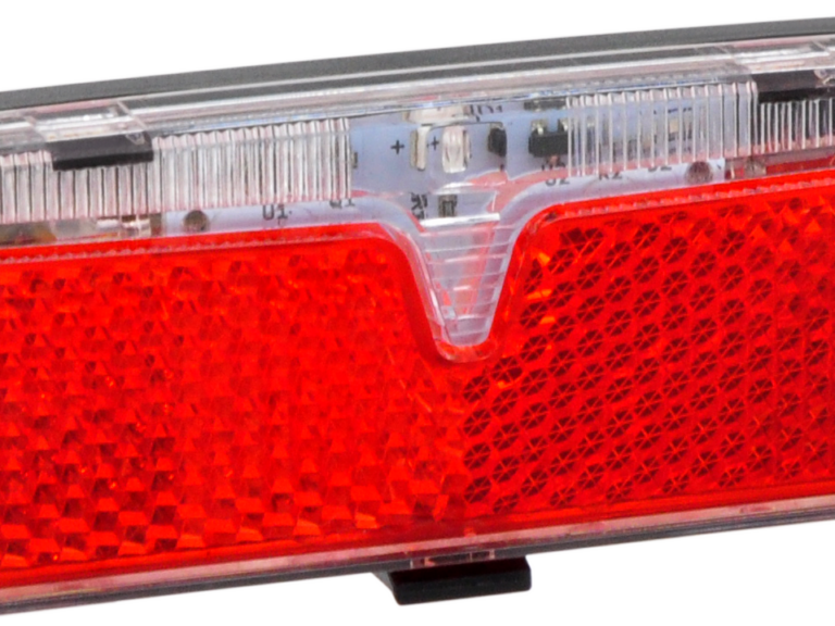 Dragerachterlicht Edge City Slimline-2 - 50/80mm - StVZO keurmerk - incl. batterijen