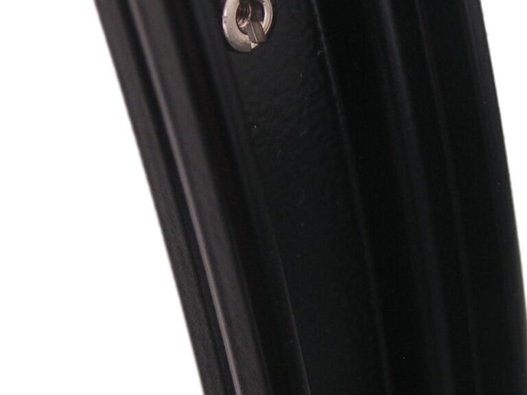 Voorwiel 28" / 622*21C aluminium naaf en velg - zwart