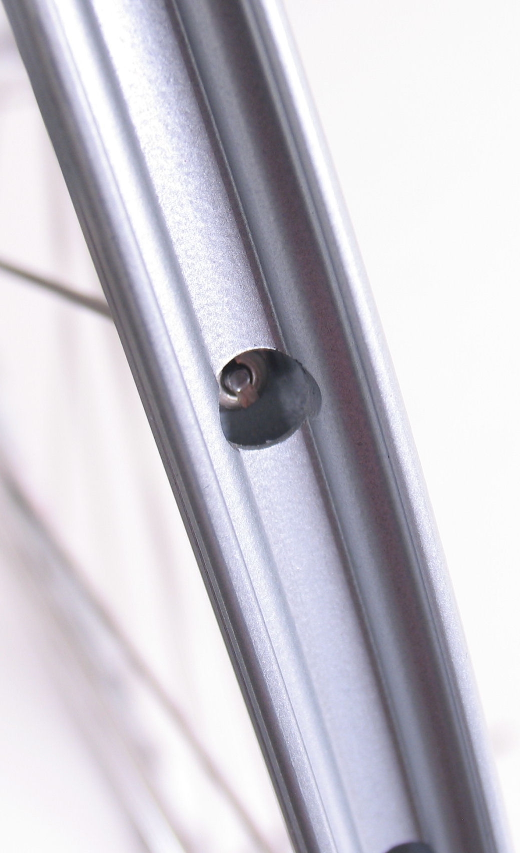 Voorwiel 28" / 622*13C Rodi Stylus - Shimano TX500 QR naaf - zilver - Afbeelding 3