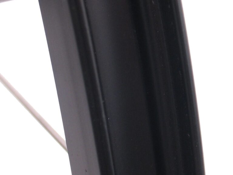 Achterwiel 28/29" / 622x19C Ryde Andra 30 velg met Shimano FH-M525 8/9/10 speed naaf voor 6 bouts remschijf - zwart