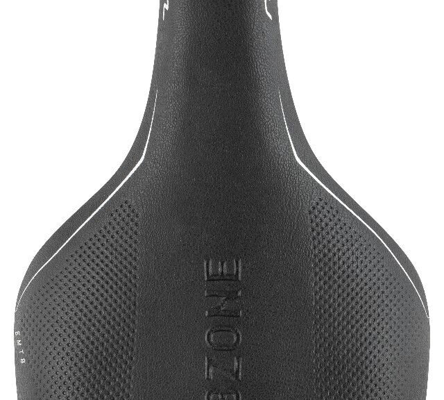 Fietszadel Selle Bassano Rivale 3zone Sport met Spanninga achterlicht - zwart