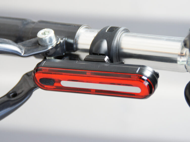 Achterlicht Urban Proof Ultra Bright - USB oplaadbaar