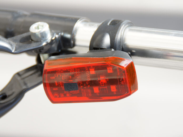Achterlicht met remfunctie LED Urban Proof - USB oplaadbaar