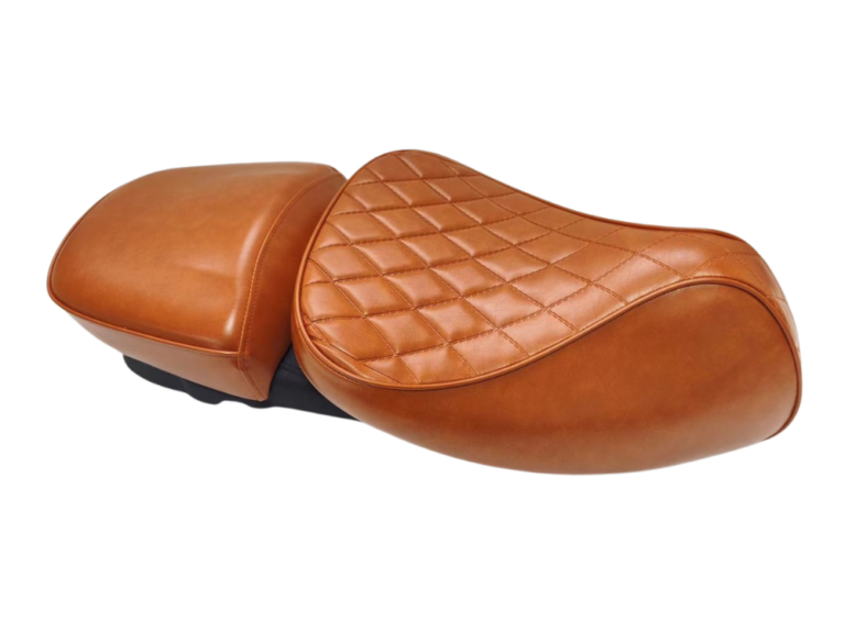 DUO ZADEL APLUS PASSEND OP VESPA GTS 125/300 BRUIN RUIT (NETTO PRIJS)