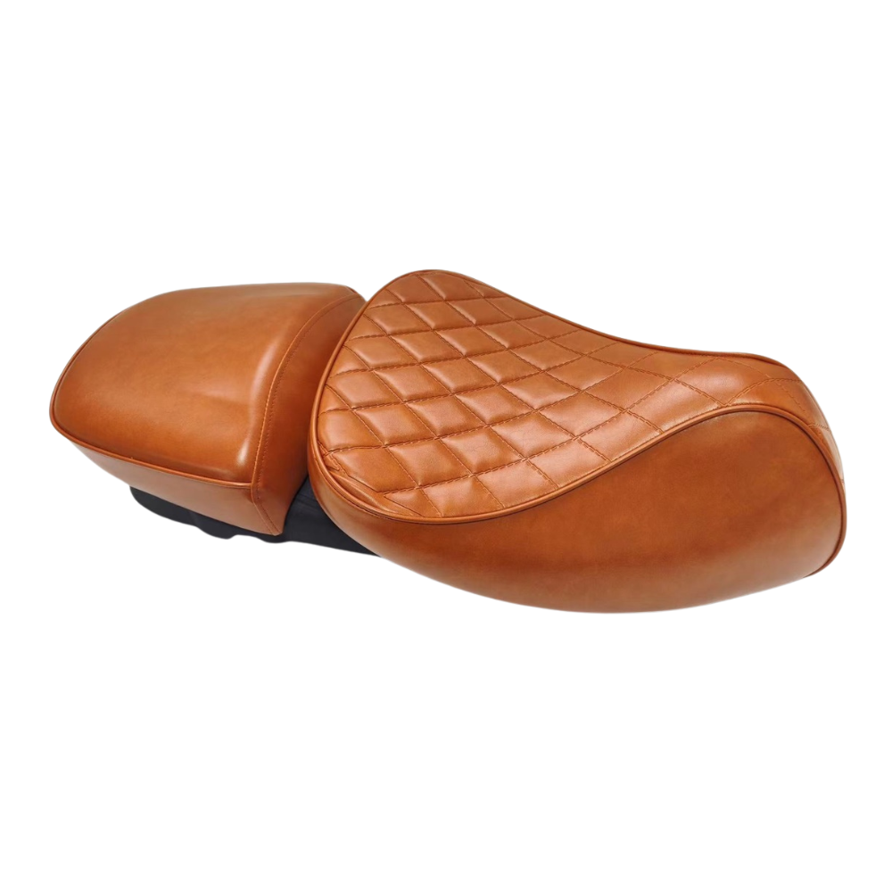 DUO ZADEL APLUS PASSEND OP VESPA GTS 125/300 BRUIN RUIT (NETTO PRIJS)