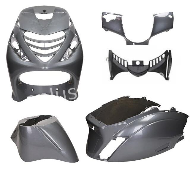 PLAATSET APLUS PASSEND OP PIAGGIO ZIP SP 5 DELIG AGAAT/ANTRACIET GRIJS / MAGIC GREY