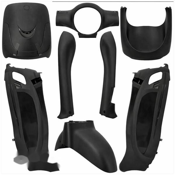 Plaatwerk KIT SYM Fiddle II MAT Zwart 8dlg