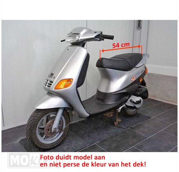 Buddy DEK Piaggio ZIP 2000 1e Carbon/Zwart MKX