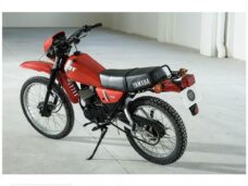 Buddy DEK Yamaha DT/MX Zwart - MKX