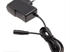 Accu Druppel Lader UNI Stekker Uitv 12V 500mA Elec