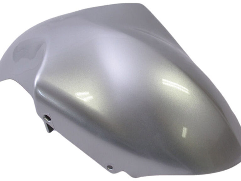 Voorspatbord Peugeot vivacity sportline tot bj. 2008 zilver metallic