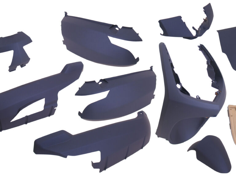 Plaatset 9-delig Edge voor Peugeot New Vivacity vanaf bouwjaar 2008 50cc 2/4 takt - mat blauw