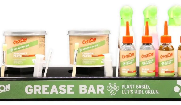 Grease Bar Cyclon Plant based