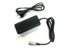 Acculader XLR 3-pins Neutrik 36 Volt / 2 Ah