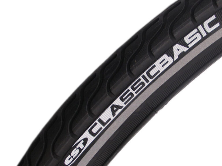 Buitenband CST Basic 26 x 1 3/8" / 37-590 mm - zwart met reflectie