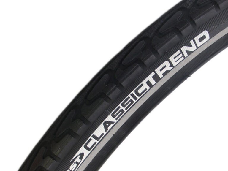 Buitenband CST Trend 28 x 1,40" / 37-622 mm - zwart met reflectie