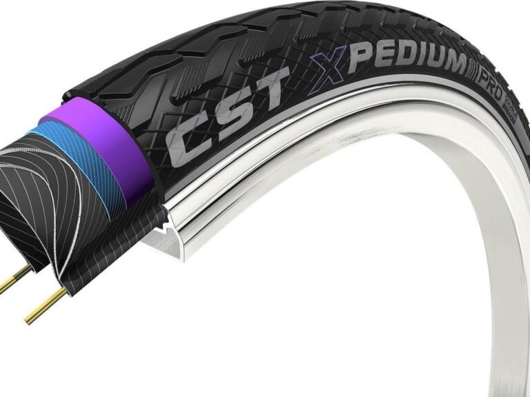 Buitenband CST Xpedium Pro 28 x 1.50"/40-622mm - zwart met reflectie