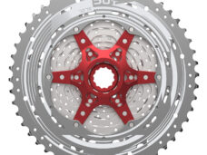 Cassette 11 speed Sunrace CSMX8 11-42T - zilver/rood