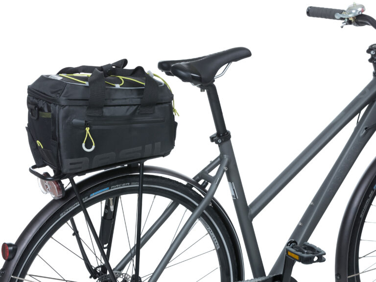 Bagagedragertas Basil Miles 7 liter 32 x 19 x 21 cm - zwart