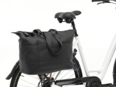 Fietstas New Looxs Verla 21 liter 34 x 18 x 44cm - gemaakt van luxe leer - zwart