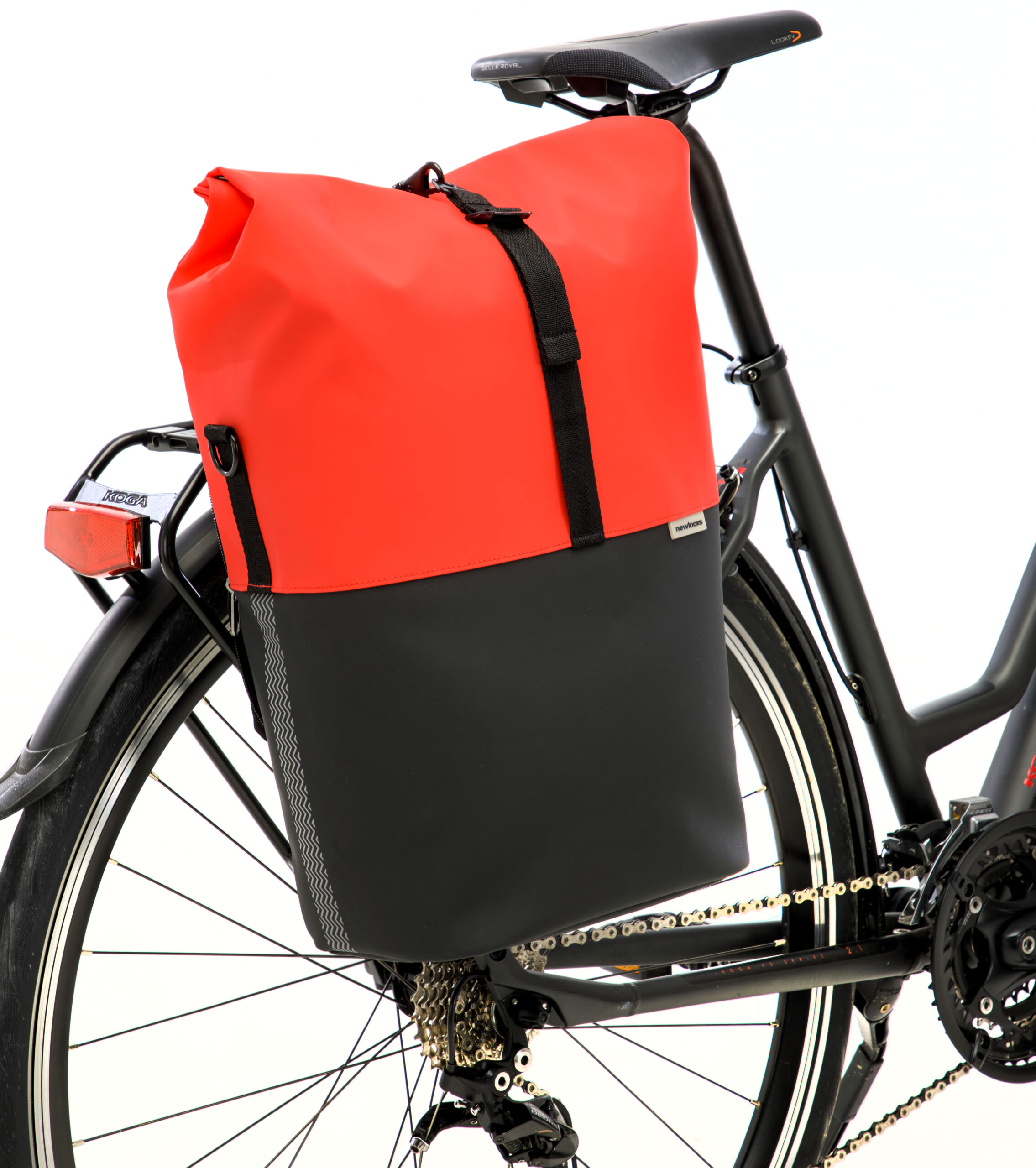 Fietsshopper New Looxs Nyborg 17 liter 30 x 17 x 37 cm - rood/zwart - Afbeelding 2