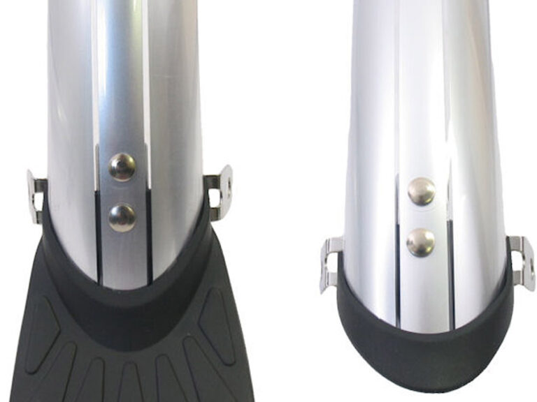 Spatbordset 28" 45 mm kunststof compleet met stangenset - zilver