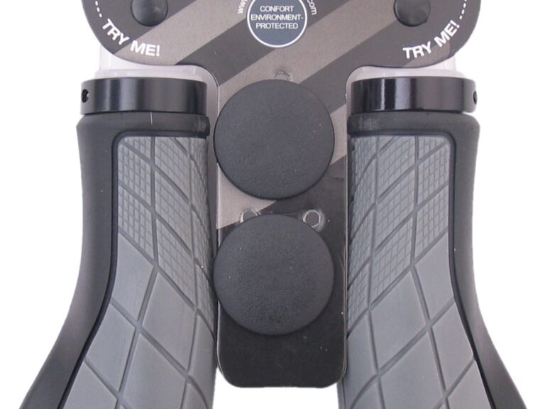 Handvatset Edge ErgoCity met lockring - 2x136mm - zwart/grijs