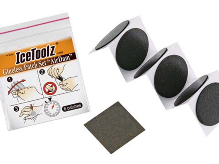 Zelfklevende bandenplakkers "AirDam" IceToolz - 6 stuks