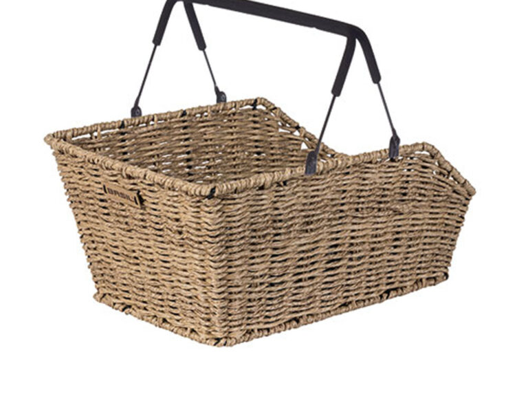 Fietsmand Basil Cento Rattan Look met MIK-systeem 47 x 34 x 26 cm - seagrass