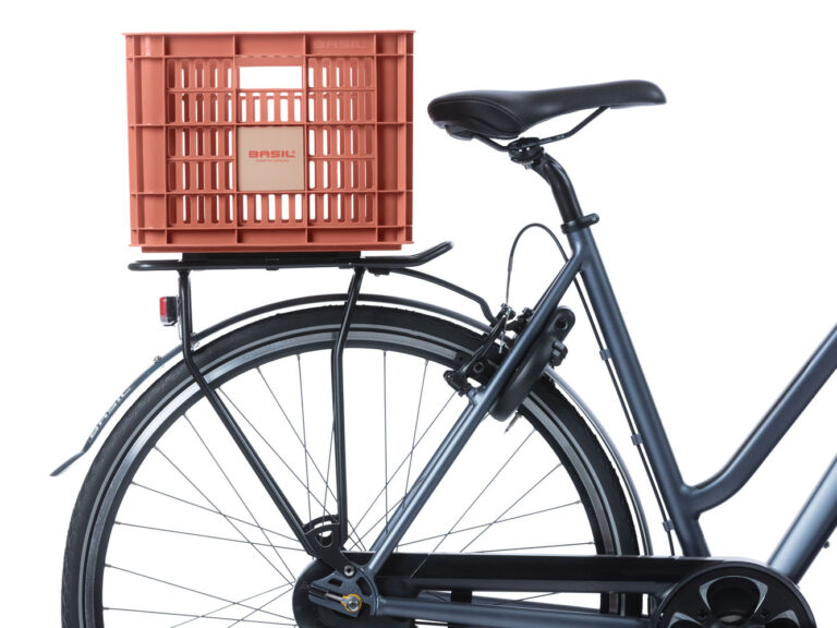 Gerecyclede fietskrat Basil Crate M 29.5 liter 35 x 45 x 25 cm - terra red