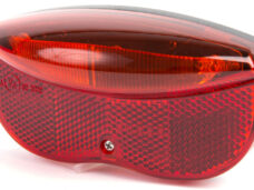 Dragerachterlicht IKZI 3x LED 80mm  boutafstand met E4 goedgekeurde reflector - rood