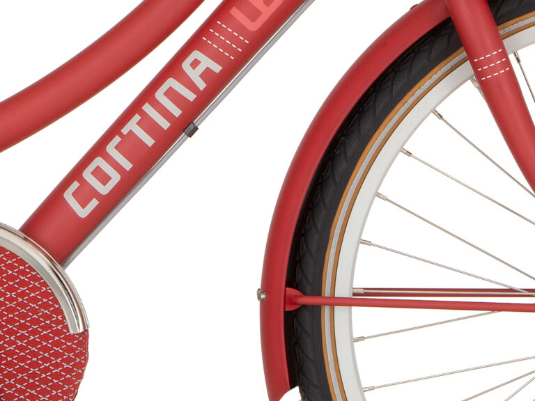 Cortina spatbord rood mat