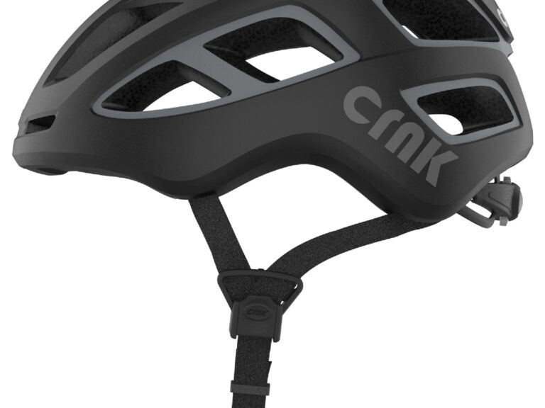 CRNK helm zwart