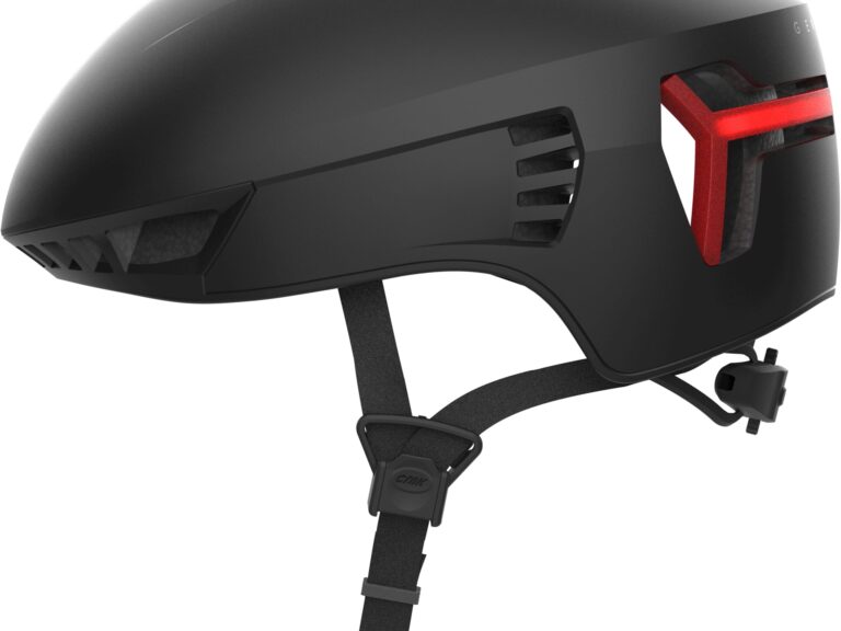 CRNK helm zwart