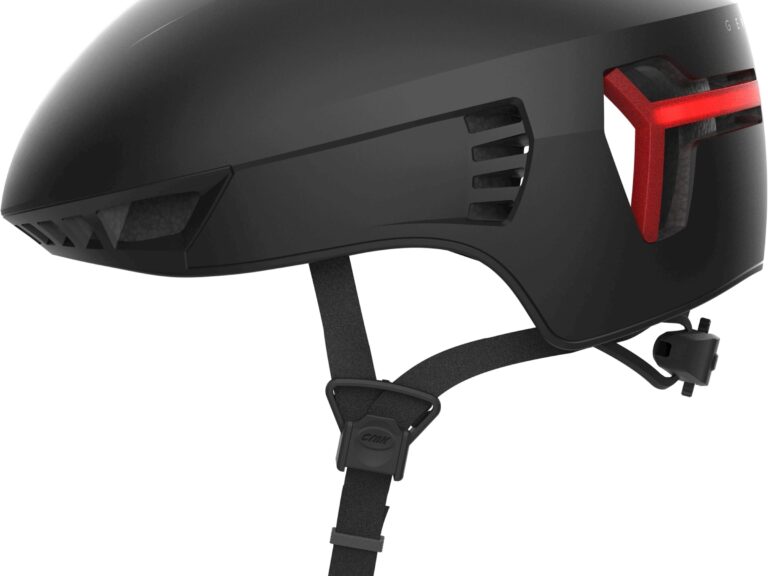CRNK helm zwart