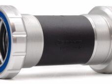 Praxis trapas adapter M30-Thru BSA Road/MTB 68-73mm zilver