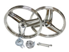 Puch Maxi Peugeot 103 Velgenset 17 Inch Compleet Model Grimeca Chroom Voor Peugeot 103 Mvl (passend Maken Voor Andere Merken) Puch Mbk - 17 X 1.6 Velg Inclusief 12mm Assen En Ankerplaat 6 Razze Elica Velg Set Wiel