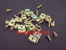 Universeel Parkerset Beplating M5x15,per 20stuks.plaatschroefset