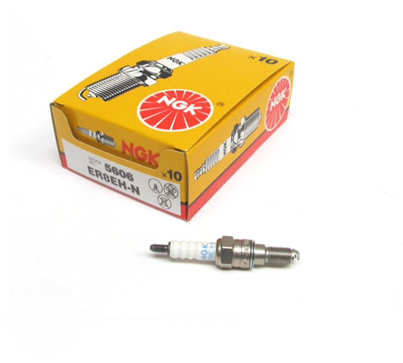 Baotian Victoria-classico Bougie Er8eh-n Ngk Per Stuk Voor 4t 4 Kleppen Motor