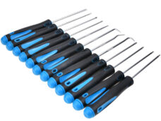 Universeel Set Precisiehaken En Schroevendraaiers 12-delig: 2 Platte Schroevendraaiers: 2,5mm, 3,5mm 2 Kruiskopschroevendraaiers: Ph0, Ph00 4 Torx-schroevendraaiers: Tx6, Tx7, Tx8, Tx10 4 Haken Gebogen: 45 °, 90 °, 135 °, 180 °