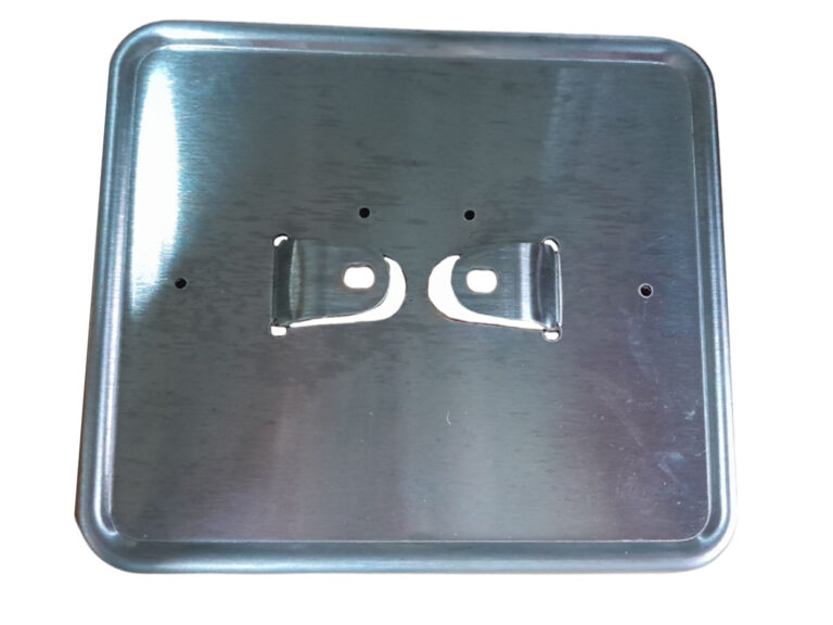 Uchwyt na tablicę rejestracyjną do motoroweru Puch Maxi Kreidler, poziomy, metalowy, chromowany, 145 x 125 mm, 50.00.98, uniwersalny, do motoroweru