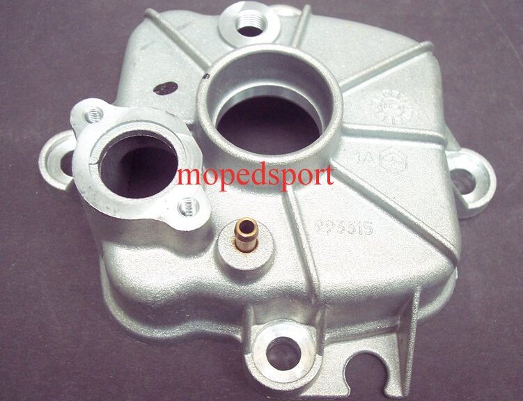 Vespa Cilinderkop 50cc 826009