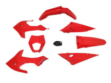 Red 8-piece body kit for Rieju MRT Pro and MRT SM 2022