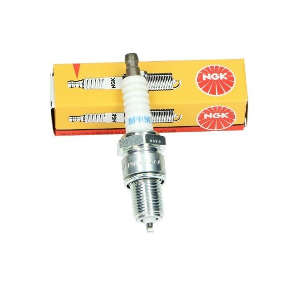 bougie ngk BPR9ES 7788