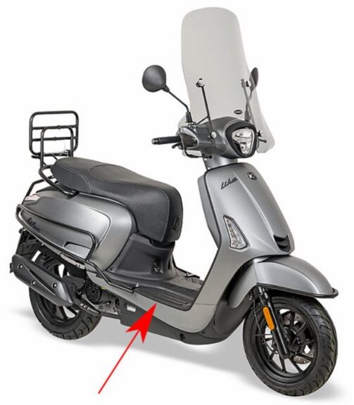 sierstrip Kymco origineel treeplank rechts chroom new like 64317-acc1-e10-f1p