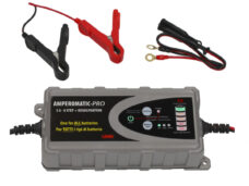 Acculader Lampa 12v slimme acculader 5amp amperomatic pro