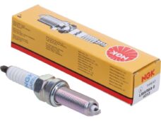 bougie ngk LMAR8A-9 x-max 300