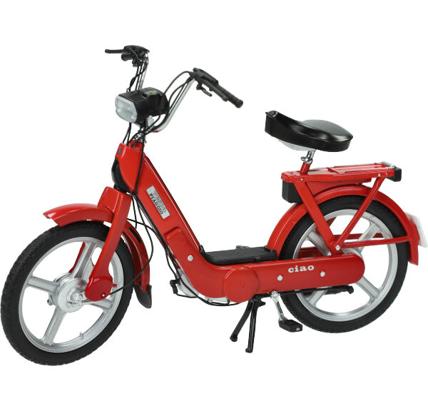 Pienoismalli — sopii Vespa Ciaolle, mittakaava 1:10