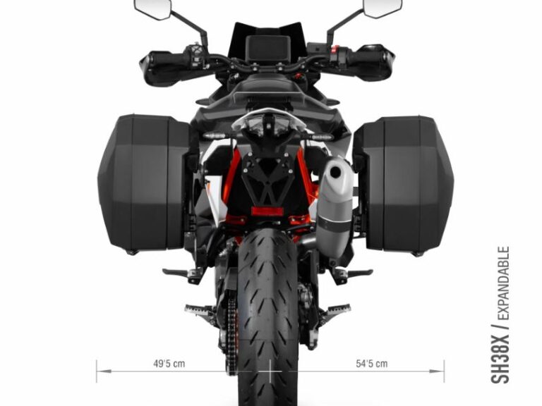 890 Adventure e.a.